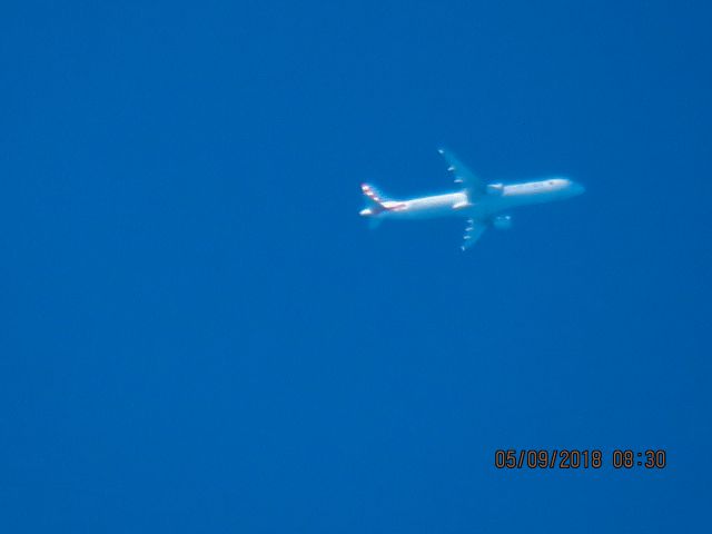 Airbus A321 (N181UW)
