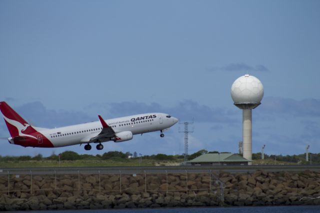 Boeing 737-700 (VH-VXC)