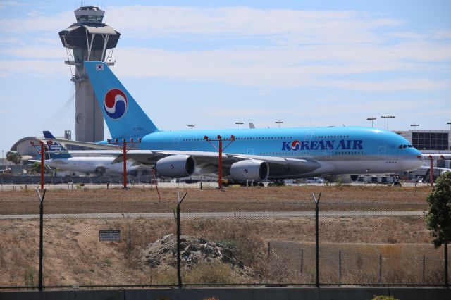 Airbus A380-800 (HL7619)