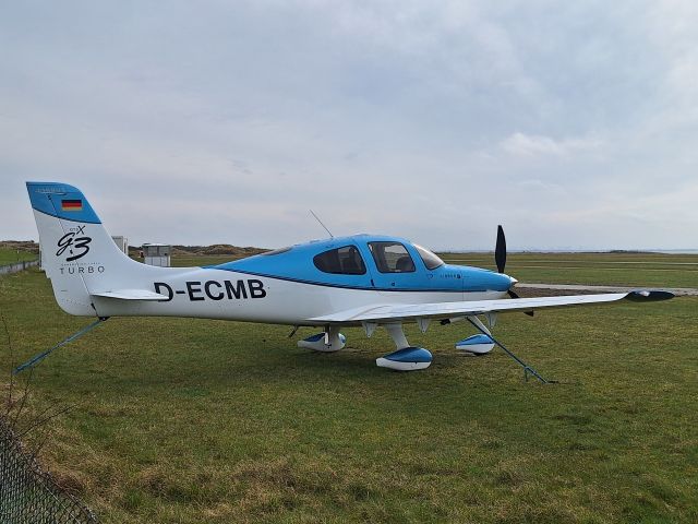 Cirrus SR-22 (D-ECMB) - Juist, Germany 9/27