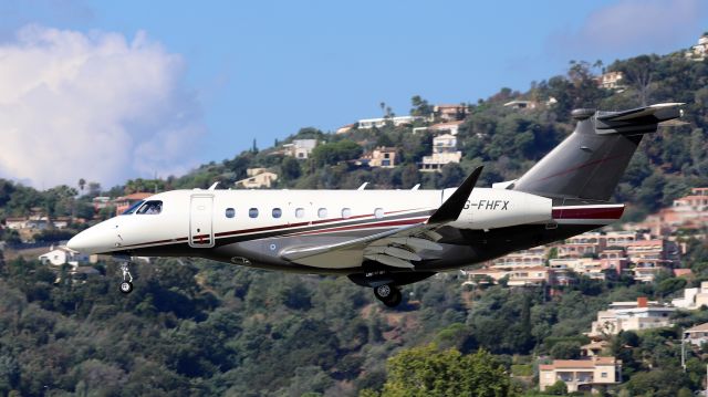 Embraer Legacy 550 (G-FHFX)