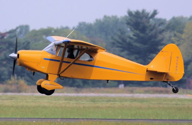 Piper PA-16 Clipper (N5669H) - Clipping around.