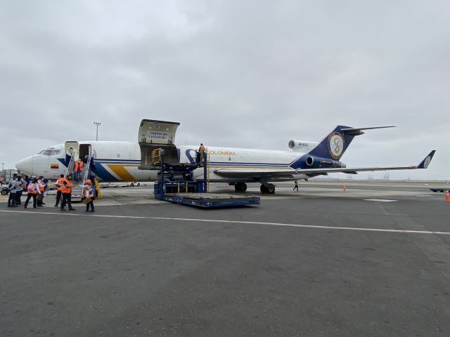 Boeing 727-100 (HK-4262)