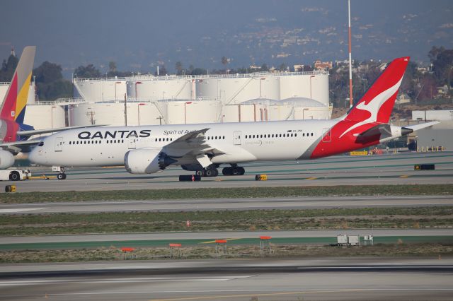 Boeing 787-9 Dreamliner (VH-ZNK)