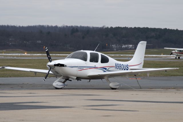 Cirrus SR-20 (N980US)