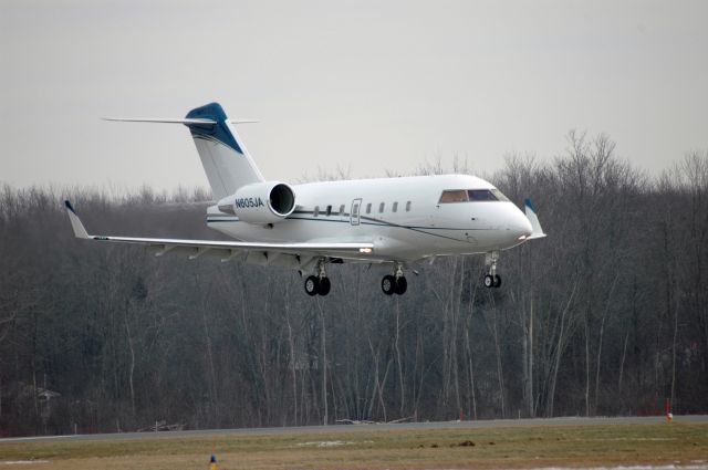 Canadair Challenger (N605JA) - Bombardier Challenger 604 coming in for a landing at CYPQ/YPQ (January 16, 2017)