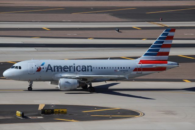 Airbus A319 (N766US)