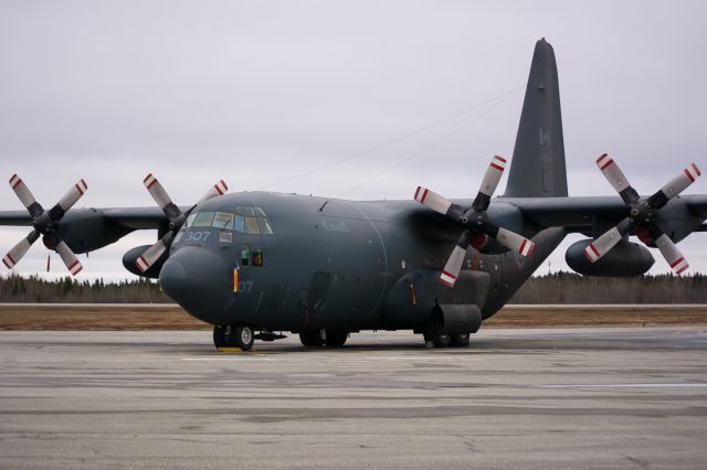 Lockheed C-130 Hercules (13-0307)