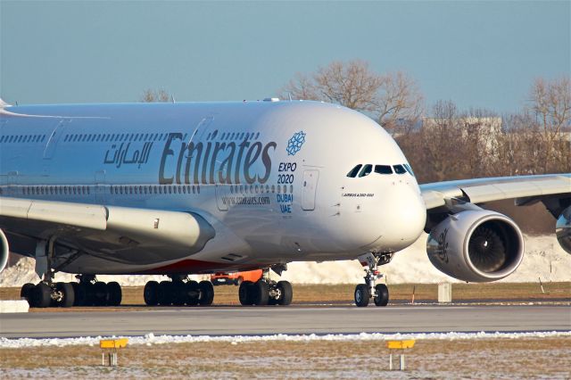 Airbus A380-800 (A6-EDF)