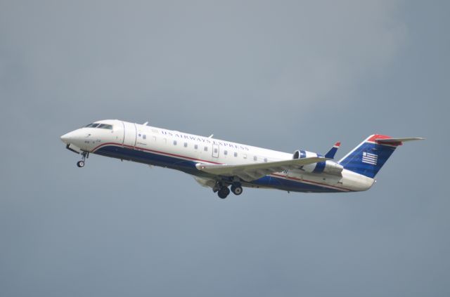 Canadair Regional Jet CRJ-200 (N410AW)