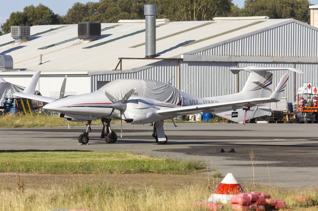 Diamond Twin Star (VH-VMX) - Diamond DA42 NG Twin Star (VH-VMX) at Wagga Wagga Airport.