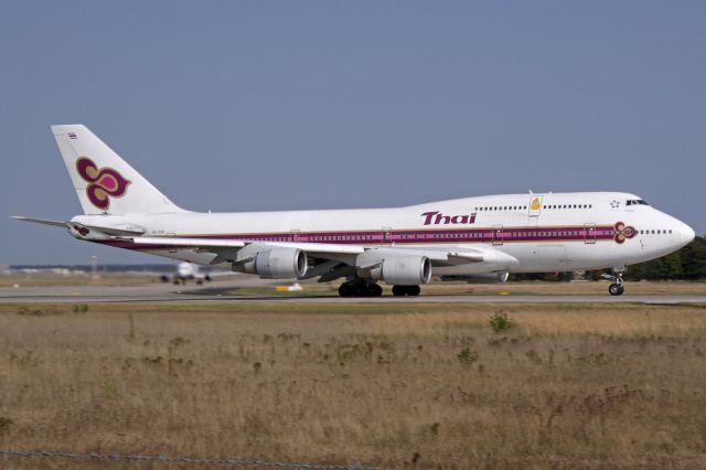 Boeing 747-400 (HS-TGN)