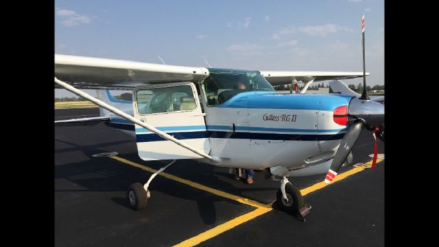 Cessna Skyhawk (N369ER)