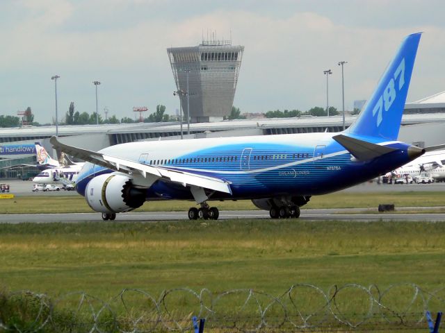 Boeing 787-8 (N787BA) - First ever landing in Poland.