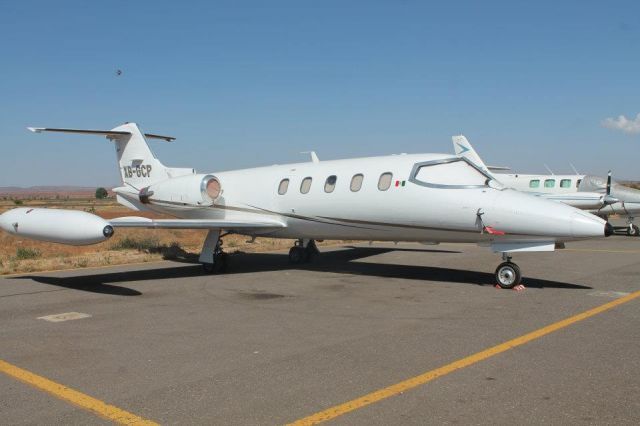 Learjet 25 (XB-GCP)