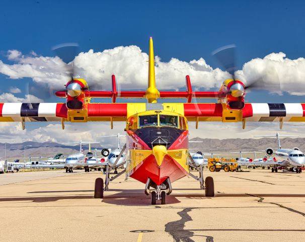 Canadair CL-415 SuperScooper (N419BT) - Under power and departing