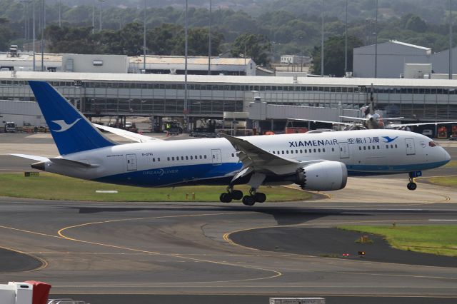 Boeing 787-8 (B-2761)