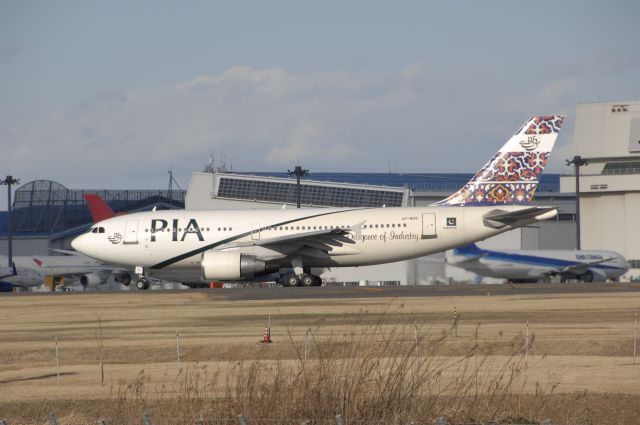 Airbus A310 (AP-BGQ) - Departure at Narita Intl Airport 34L on 2010/1/1