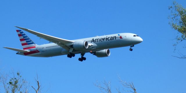 Boeing 787-8 (N838AA) - On short final is this 2018 American Airlines Boeing 787-9 Dreamliner from the Spring of 2022.