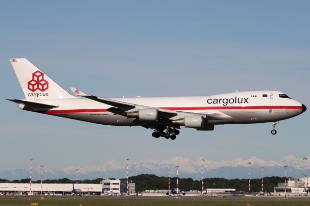 Boeing 747-400 (LX-NCL)