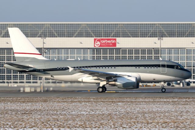 Airbus A319 (P4-MIS)
