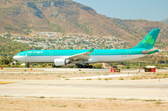 Airbus A330-300 (EI-EAV)