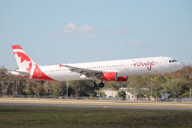 Airbus A321 (C-FYXF) - ROU1662 YYZ-RSW 12/4/24 