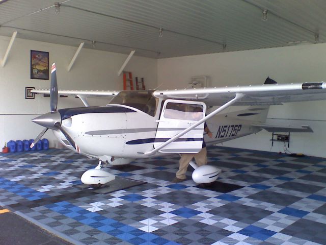 Cessna Skylane (N5175P) - Prep for Flight