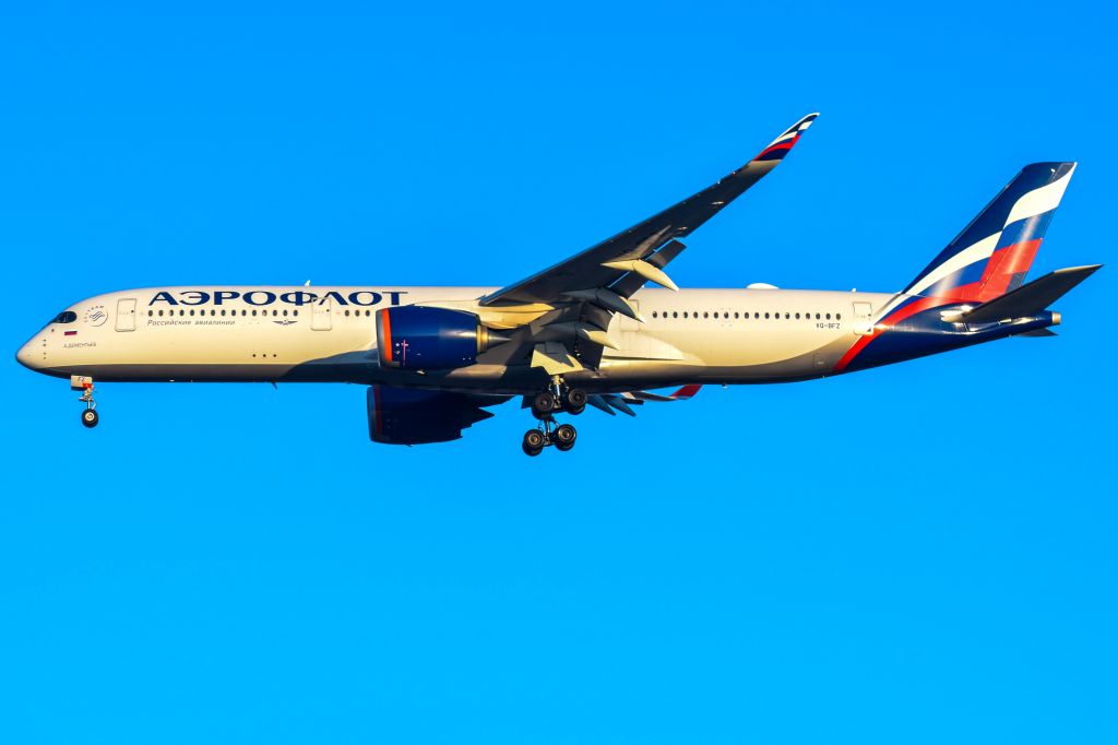 Airbus A350-900 (VQ-BFZ)