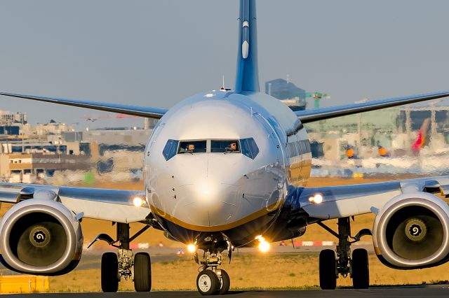 Boeing 737-800 (EI-FIR)