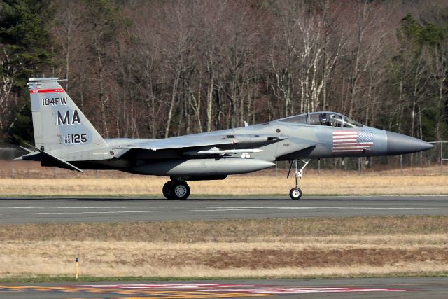 McDonnell Douglas F-15 Eagle (85-0125) - 'SLAM 02' returning after a scramble exercise