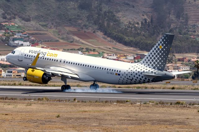Airbus A320neo (EC-NEA)
