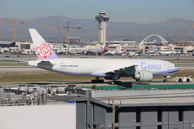 BOEING 777-200LR (B-18771)