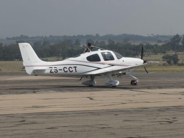 Cirrus SR-20 (ZS-CCT) - At Lanseria, South Africa. 17 JAN 2017