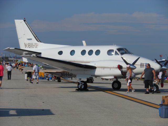 Beechcraft King Air 90 (N81HP)