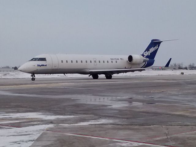 Canadair Regional Jet CRJ-200 (N411SW) - N411SW operating as United Express taxing for departure to ORD