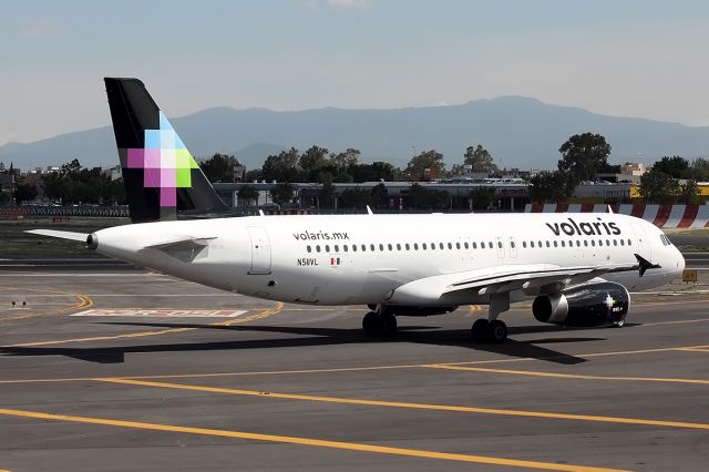 Airbus A320 (N511VL)