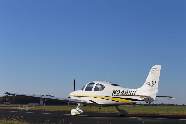 Cirrus SR-22 (N248SH)