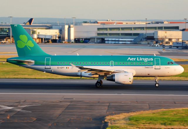 Airbus A319 (EI-EPT)