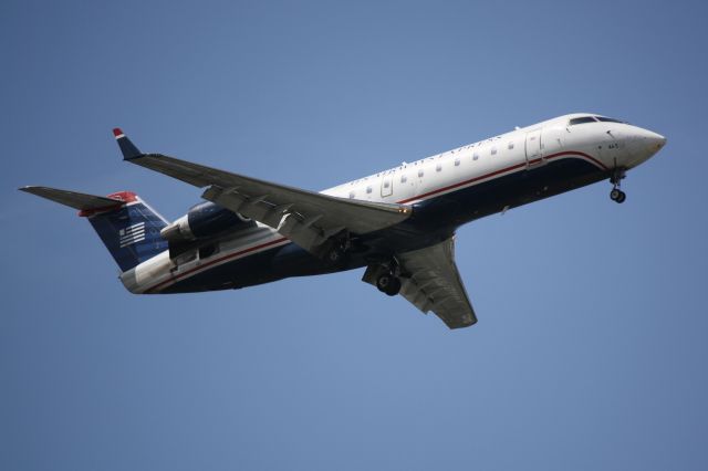 Canadair Regional Jet CRJ-200 (N465AW) - US Air Flight 3633 operated by Air Wisconsin (N465AW) arrives at Sarasota-Bradenton International Airport following a flight from Reagan National Airport