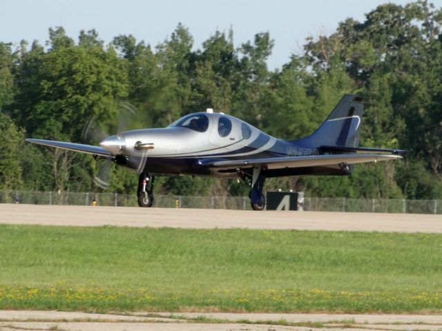 Lancair Evolution (N247DC)