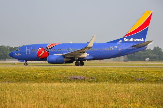 Boeing 737-700 (N409WN) - 06-16-23