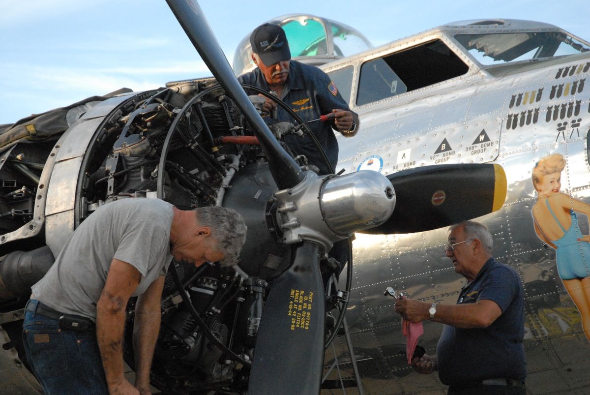 Boeing B-17 Flying Fortress (N9323Z) - Engine Repairs on down cylinder.