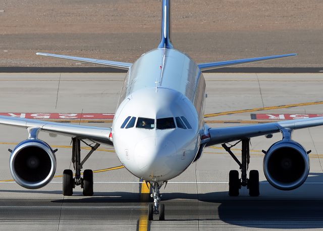 Airbus A321 (N198UW)