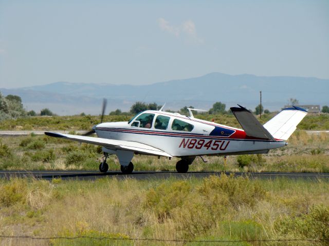 Beechcraft 35 Bonanza (N8945U)