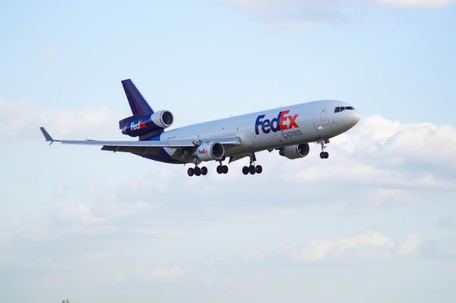 Boeing MD-11 (N624FE)