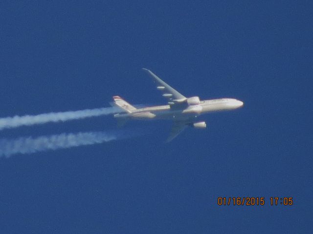 BOEING 777-200LR (A6-LRD) - Etihad Airways flight 161 from Abu Dhabi to DFW over Southeastern Kansas at 38,000 feet.