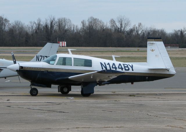 Mooney M-20 (N144BY) - Parked at the Downtown Shreveport airport.