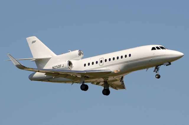 Dassault Falcon 900 (N250FJ) - 900LX, MSN 250, later changed registration to M-ATEX. And now, M-ATEX is a Falcon 8X.