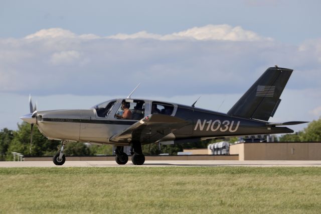 Socata TB-20 Trinidad (N103U) - On flightline